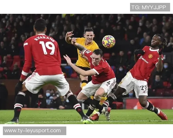 琼斯谈利马伤势恢复情况卢克肖在左中卫位置展现出良好状态