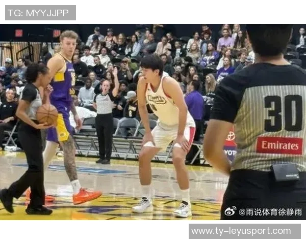 徐静雨称赞小卡实力强大勇士队需迎接变革时刻