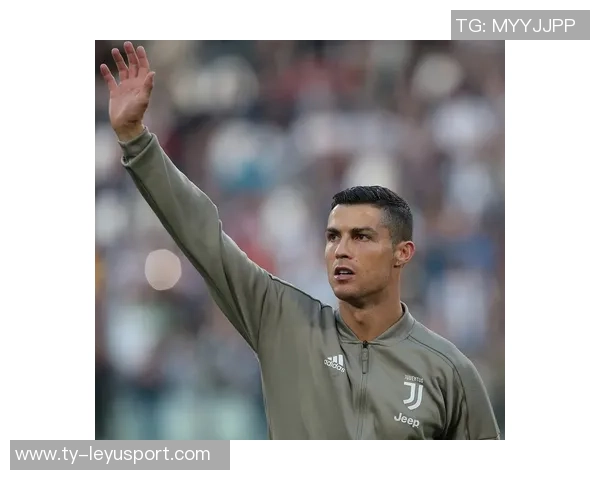 C罗禁区内精彩瞬间连连失误脚后跟射门因越位被判无效