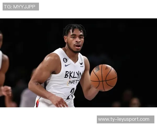 托马斯状态平平20投6中三分球命中率低迷仅获19分表现不佳