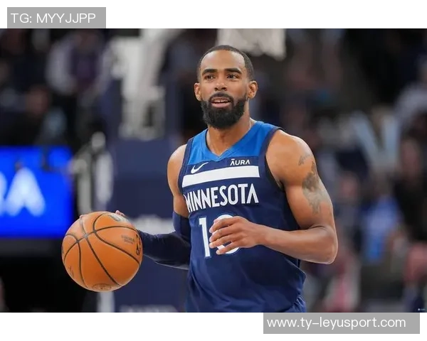 纳兹里德表现出色12投8中砍下25分10篮板三分球命中率高达71