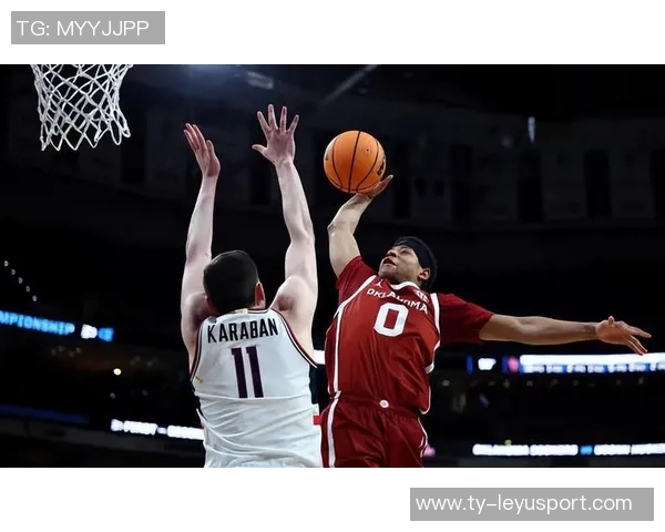 费尔斯表现低迷7号秀17投仅5中贡献16分6板2助2断正负值惨淡15