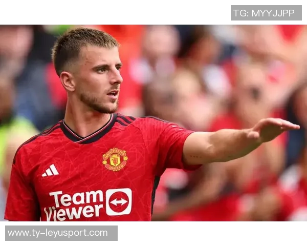 芒特滑跪庆祝曼联逆转胜利穿云箭助攻成关键时刻英雄